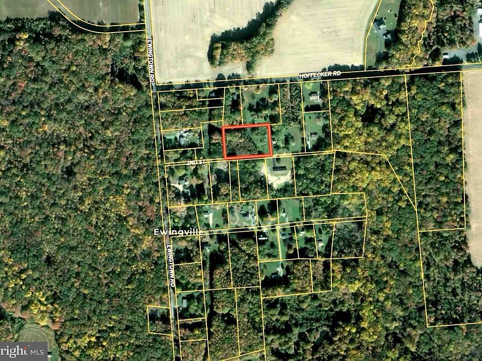 1st image of 109 2nd St