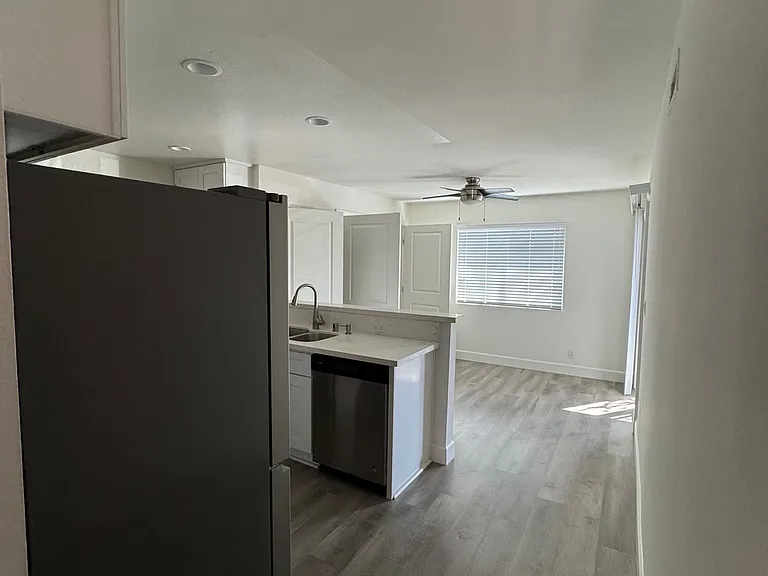 16102 Waikiki Ln #C — Photo 14
