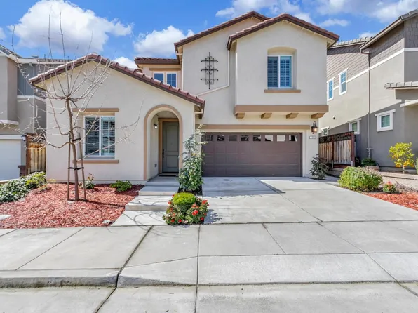 1202 Sagardia Way, Gilroy, CA 95020