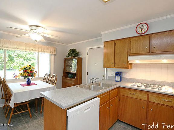 5th image of 4536 Bonnie Ave SE