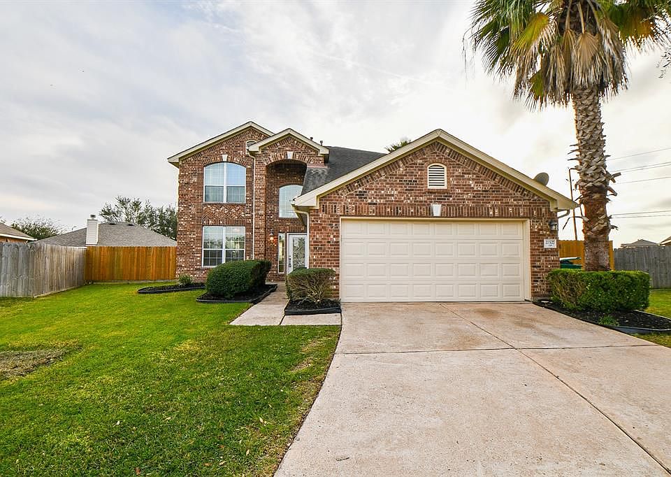 1st image of 21527 Hickman Manor Ln