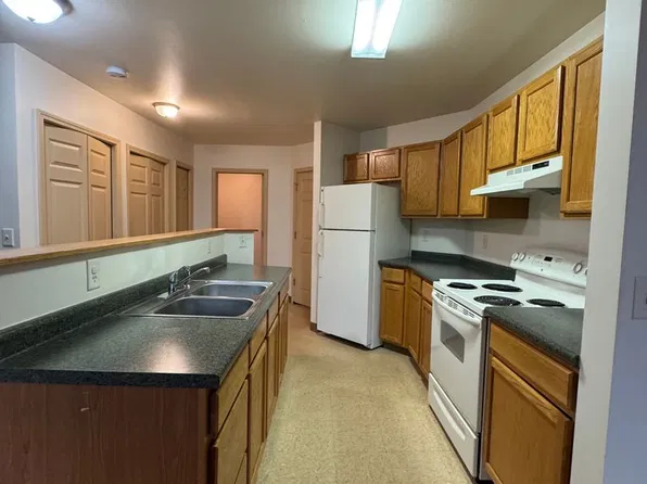 87 E Main St, 87 E Main St APT 2B, Gouverneur, NY 13642