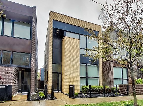 2nd image of 2022 W Race Ave