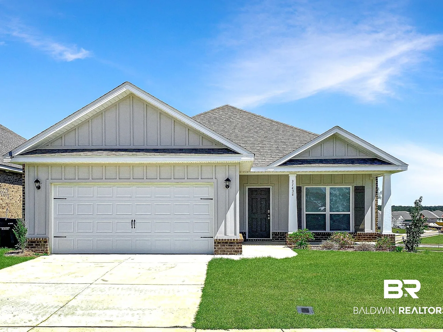 4 bed, 2.0 bath, 1919 sqft, $2,295 — Photo 1
