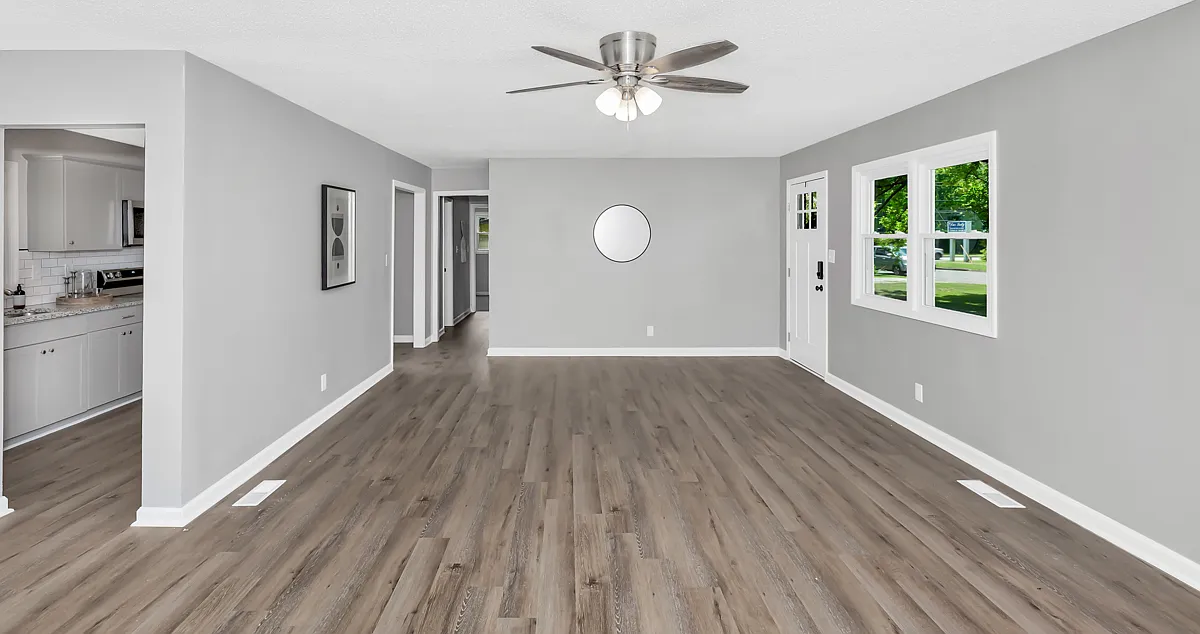 2406 Shady Lane Dr NW — Photo 4