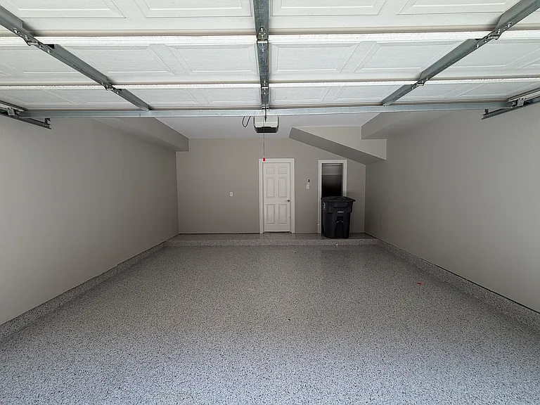3469 Howell St — Photo 13