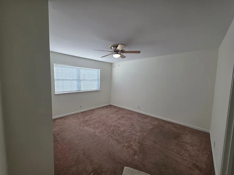 1016 Todd Preis Dr — Photo 12