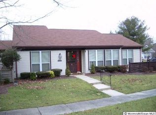 818B Liverpool Cir, Manchester, NJ 08759