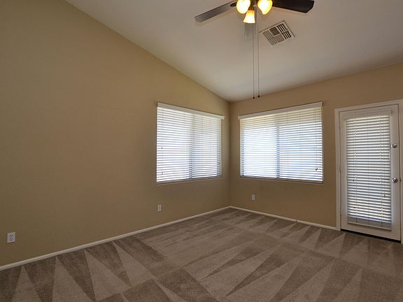 5th image of 41982 W Anne Ln