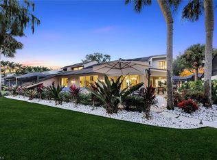 370 Edgemere Way N #20, Naples, FL 34105