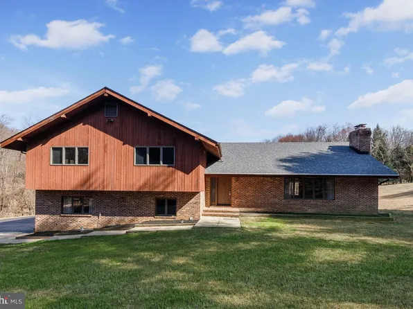 4041 Grande View Dr, Pylesville, MD 21132