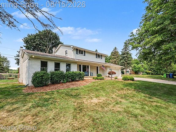 3rd image of 3426 Hadden Rd