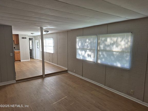 3rd image of 2861 ROBERT Street