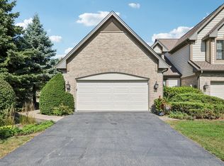 502 Rosebud Dr S, Lombard, IL