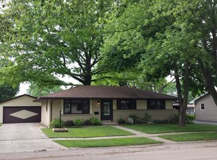 433 Lynne Ln, Belvidere, IL 61008