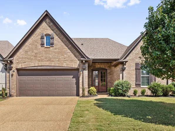 215 Dogwood Springs Dr, Oakland, TN 38060