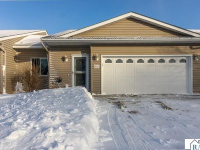 2056 Pratt Cir, Saint Peter, MN, 56082