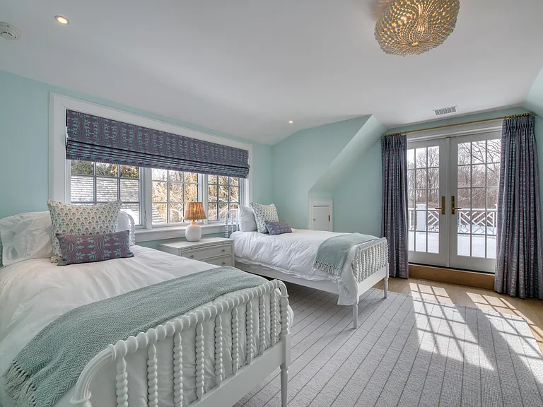 13 Ludlow Grn — Photo 16