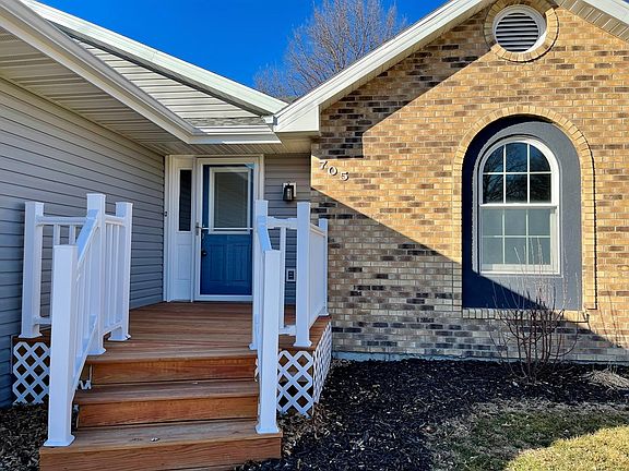 2nd image of 705 Ash Ln