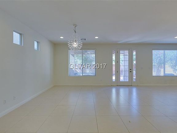 3rd image of 4978 Lavaliere Ave