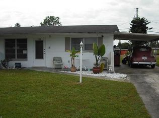 1124 Vineyard Pl, Lehigh Acres, FL 33936