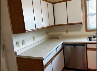 1587 Germain Lndg #1, Saint Paul, MN 55106