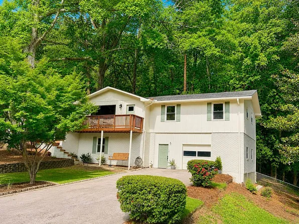 55 Dixon St, Newnan, GA 30263