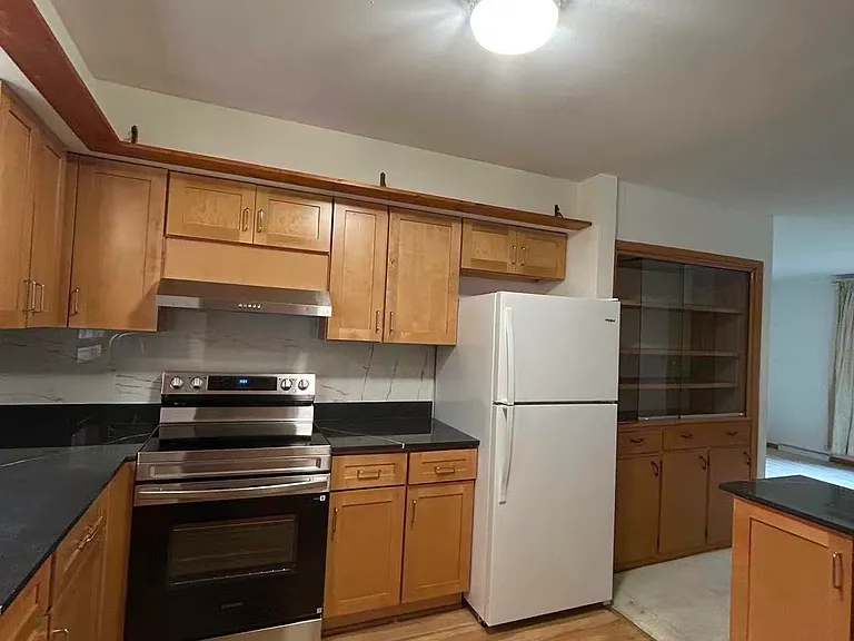 2345 Brooksprings Dr — Photo 7