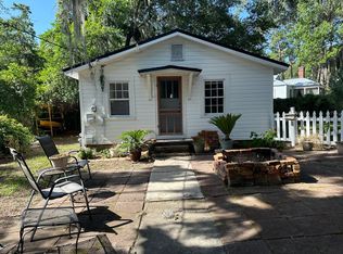 926 La Chere St, Beaufort, SC 29902