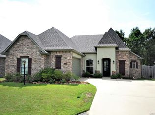 1118 Laurel Creek Dr, Shreveport, LA 71106
