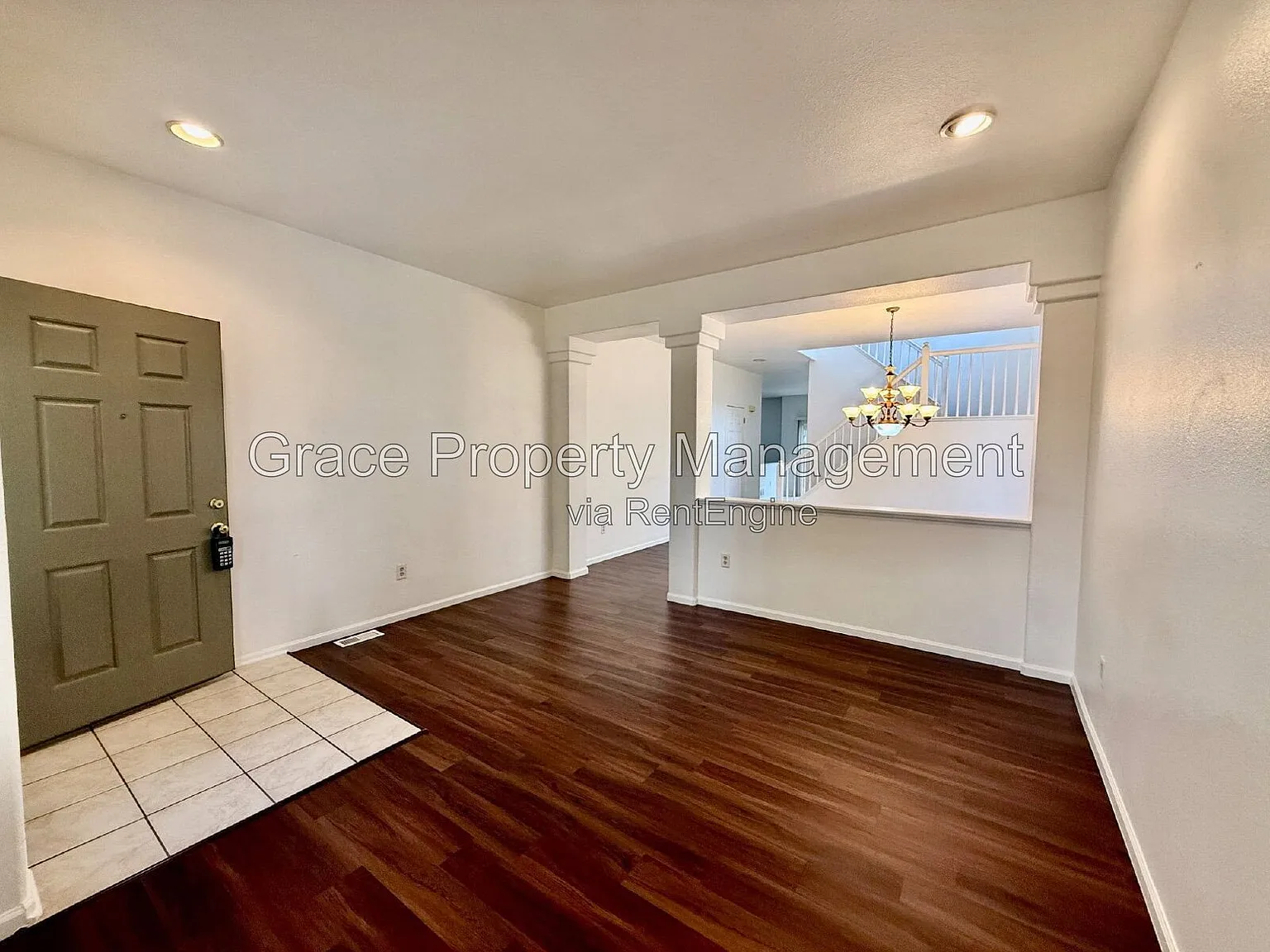 4 bed, 2.5 bath, 2038 sqft, $2,895 — Photo 3