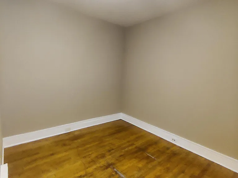829 N 41st St #2 — Photo 11