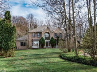 5581 High Point Rd, Solon, OH 44139