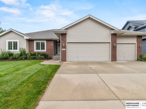 1616 N 174th St, Omaha, NE 68118