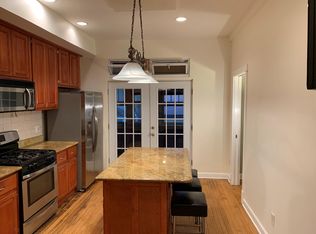 3311 W Beach Ave APT 2, Chicago, IL 60651