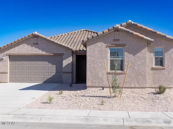 8700 N Magdalena Pl, Tucson, AZ 85742