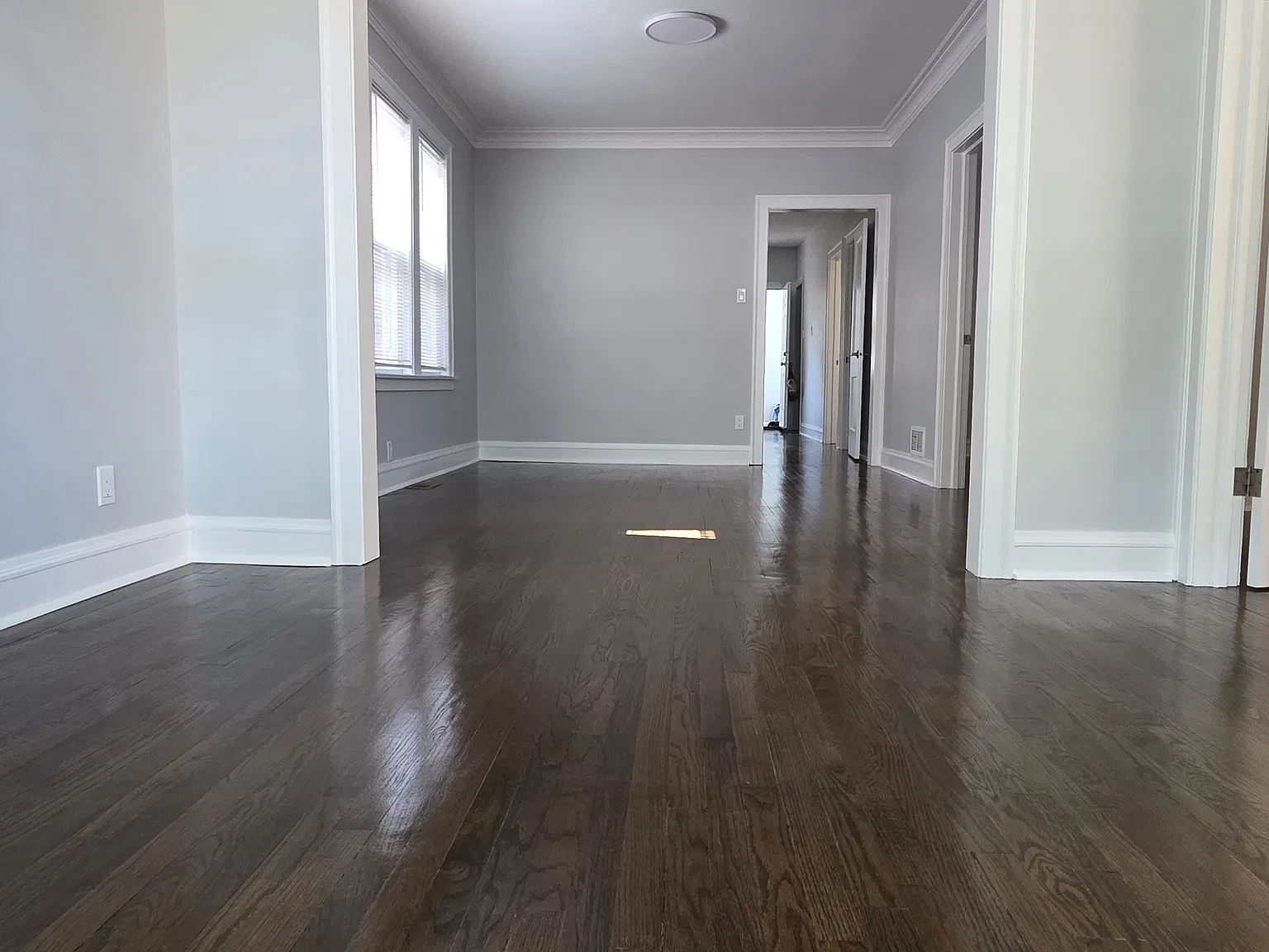 4 bed, 2000 sqft, $3,000 — Photo 4