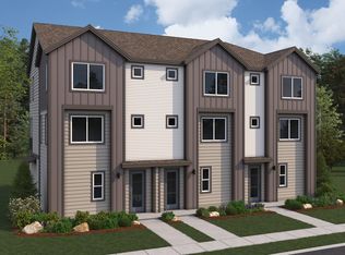 Fossil Creek Interior Plan, Waterfield - Townhomes, Fort Collins, CO 80524