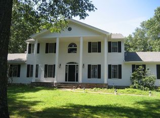 18 Shannon Rd, Exeter, RI 02822