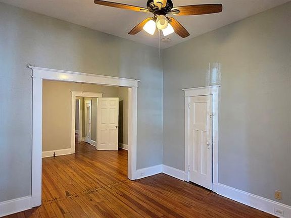 5th image of 4738 Cleveland Ave APT A