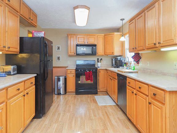 5th image of 5646 Lucerne Ave