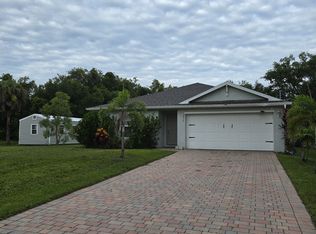 2016 Detroit Dr, Labelle, FL 33935