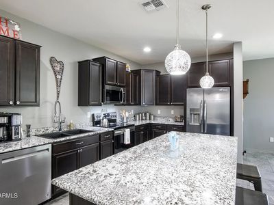 8445 N 61st Ln, Glendale, AZ, 85302