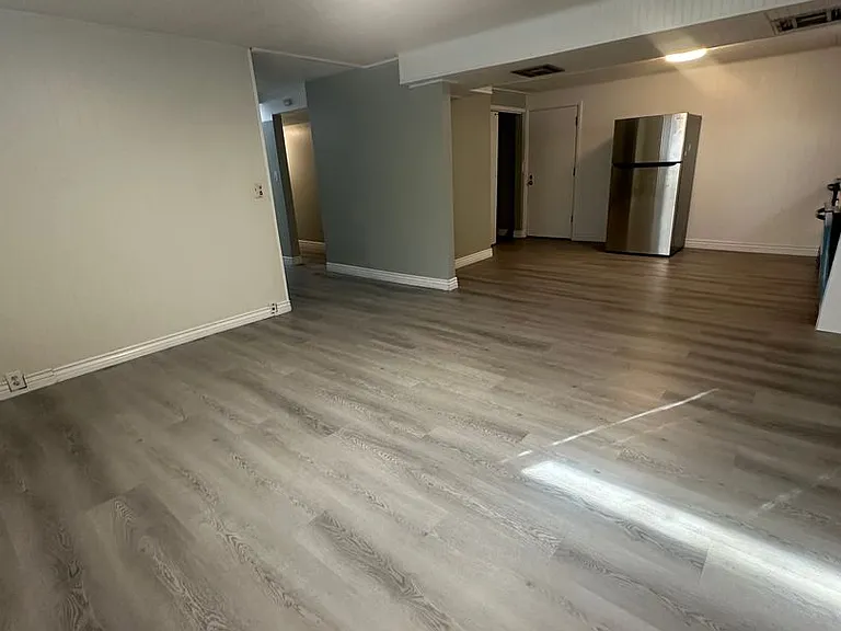 1416 W Harris Ave — Photo 11