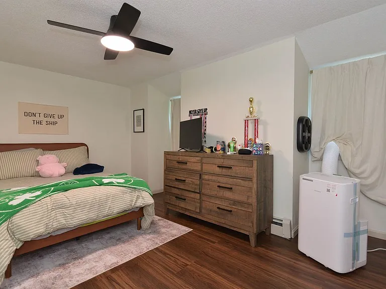 49 Academy Ave — Photo 21
