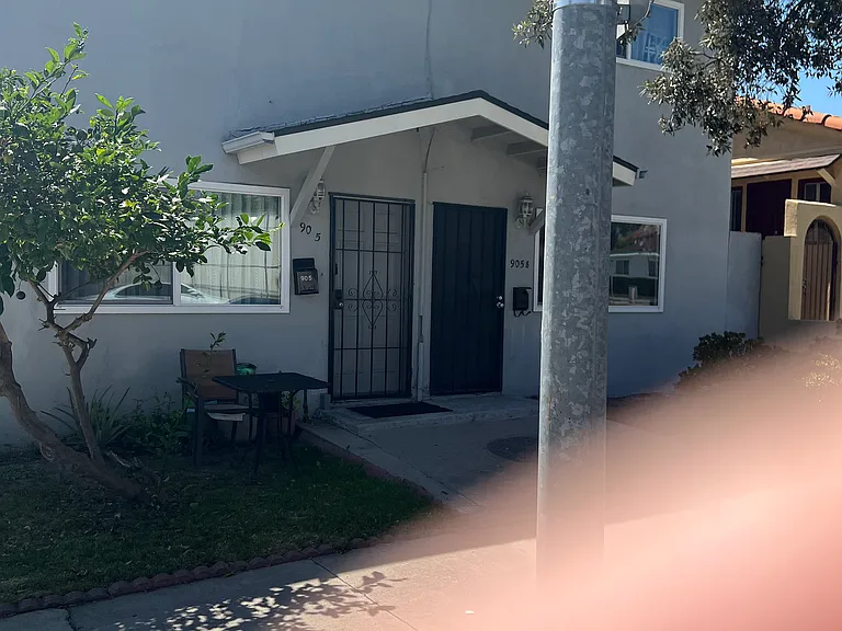 905 Mariposa St #A — Photo 2