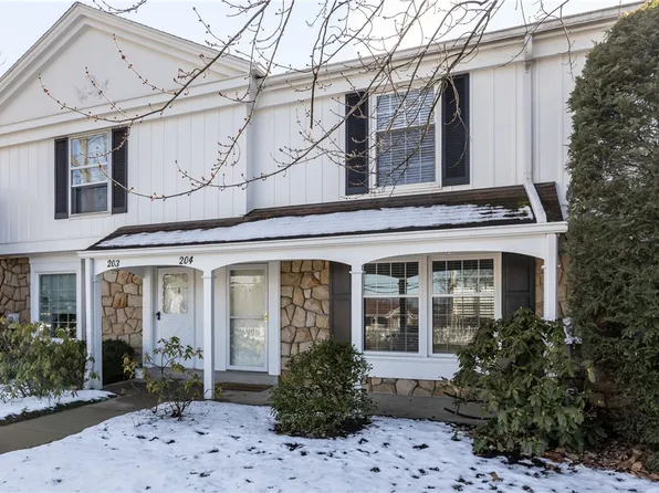 1770 Foxcroft Lane Unit 204, Allison Park, PA 15101