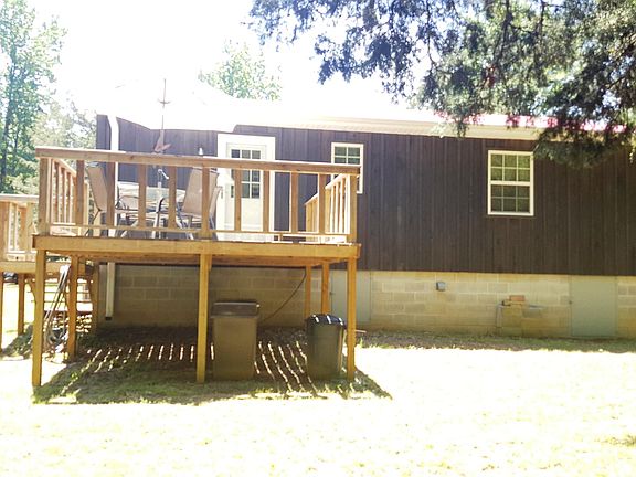 4th image of 412 Stokes Ln
