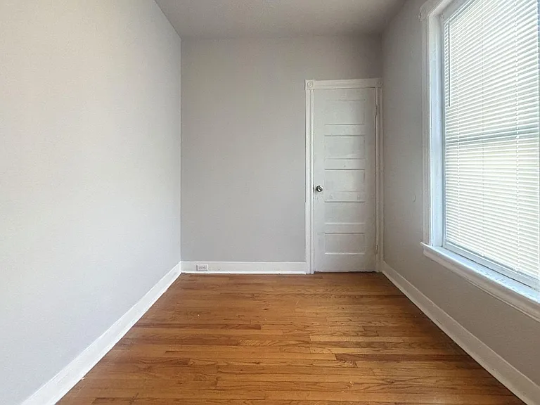 5637 Lansdowne Ave — Photo 5
