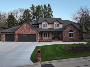 2301 Random Rd, Norfolk, NE 68701